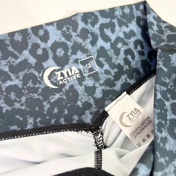 Zyia Active Leggings Women's 12 Blue Stone Leopard Print Cinched Butt High-Rise - Picture 5 of 10